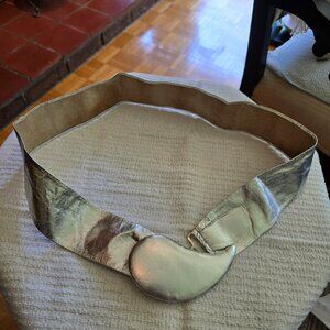 Emmanuel Belt - Vintage Silver Leather Tear Drop Belt